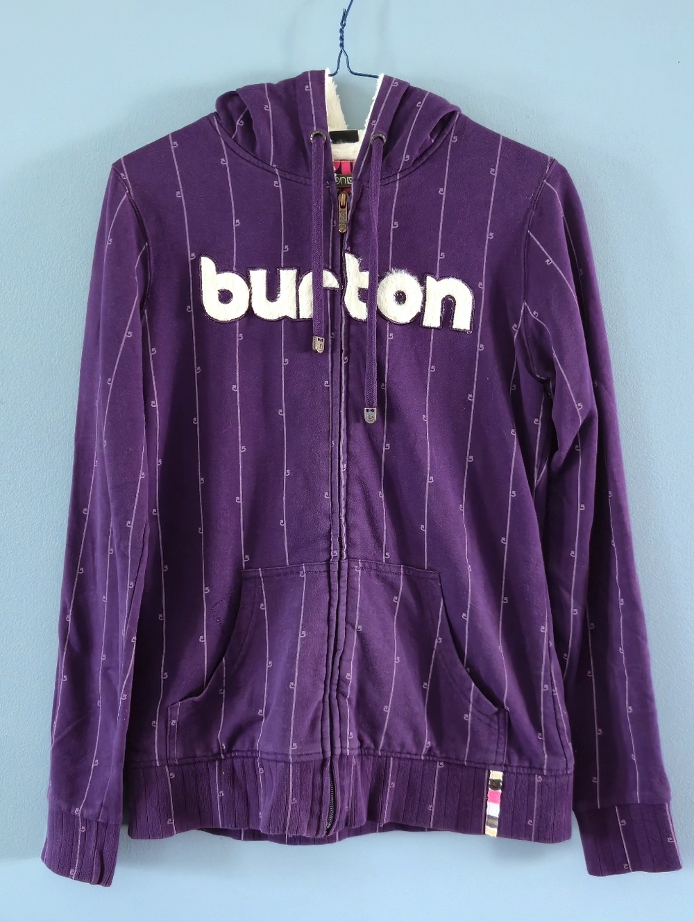Purple Burton Hoodie with White Faux Fur Lining (Sm)